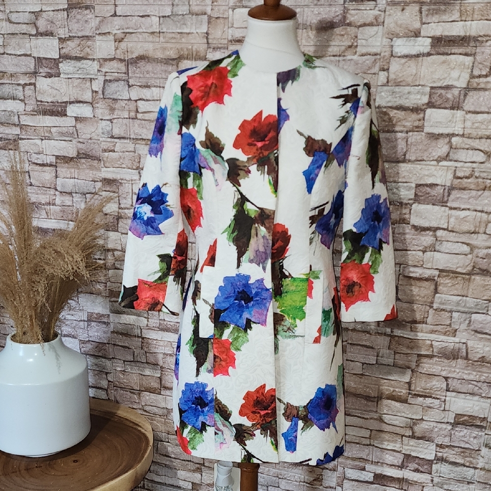 Luii Floral Print White Blazers Jacket